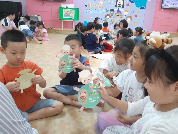 6.원포인트 설교본문에 따른 공과 잃어버린 양을 찾은 기쁨의 스토리 룰렛을 만들고 이야기 나눠요.jpg