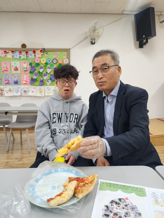 KakaoTalk_Photo_2025-11-02-17-01-44 012.jpg