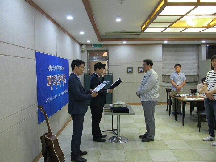 06.jpg