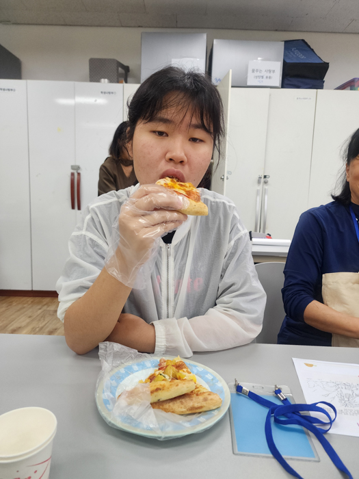 KakaoTalk_Photo_2025-10-19-18-01-59 012.jpg